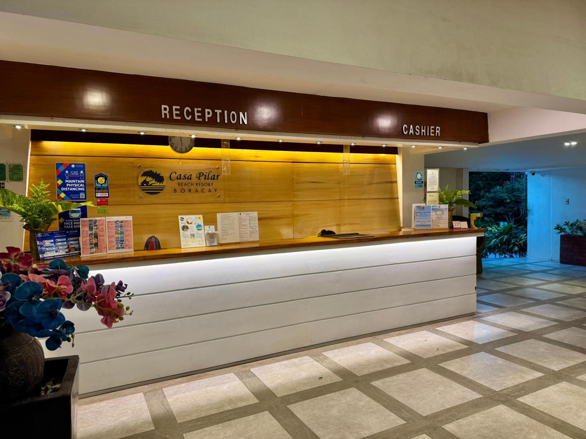 Casa Pilar Beach Resort Manoc-Manoc Екстериор снимка