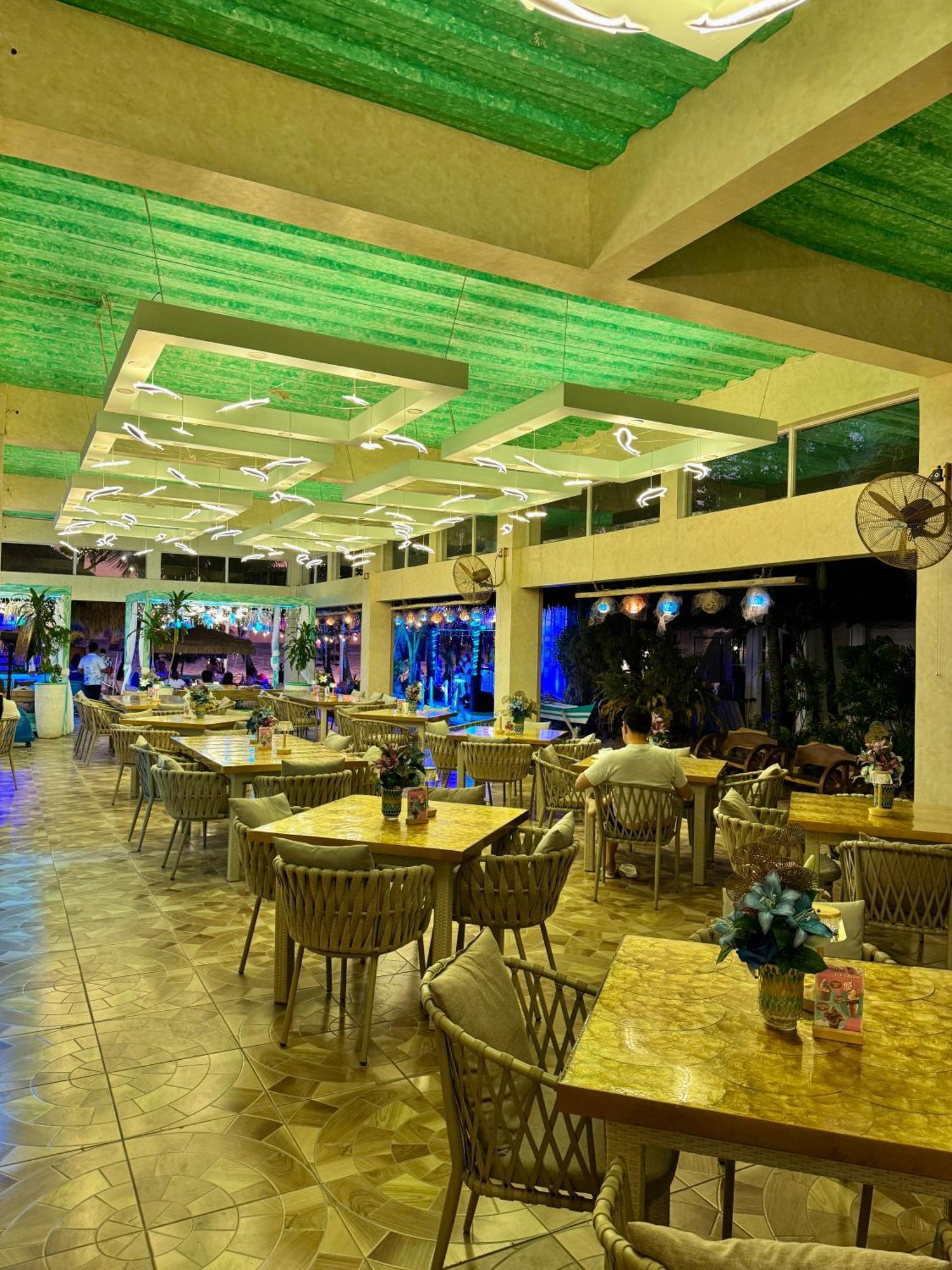 Casa Pilar Beach Resort Manoc-Manoc Екстериор снимка