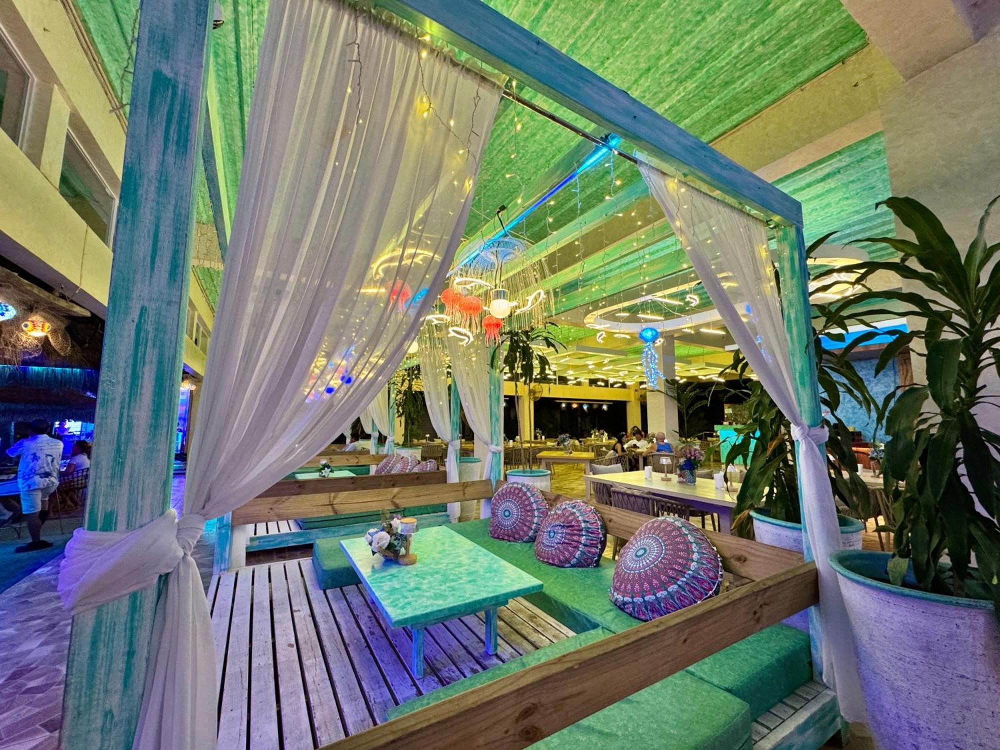 Casa Pilar Beach Resort Manoc-Manoc Екстериор снимка