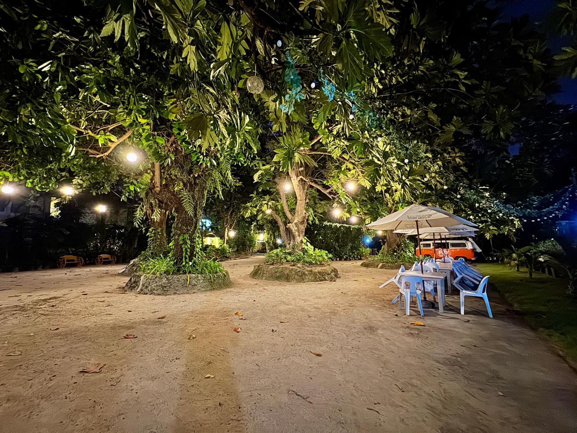Casa Pilar Beach Resort Manoc-Manoc Екстериор снимка
