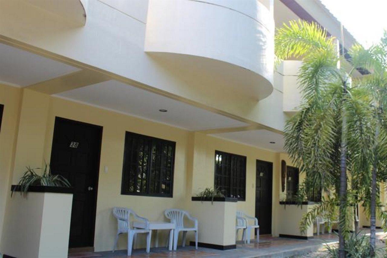 Casa Pilar Beach Resort Manoc-Manoc Екстериор снимка