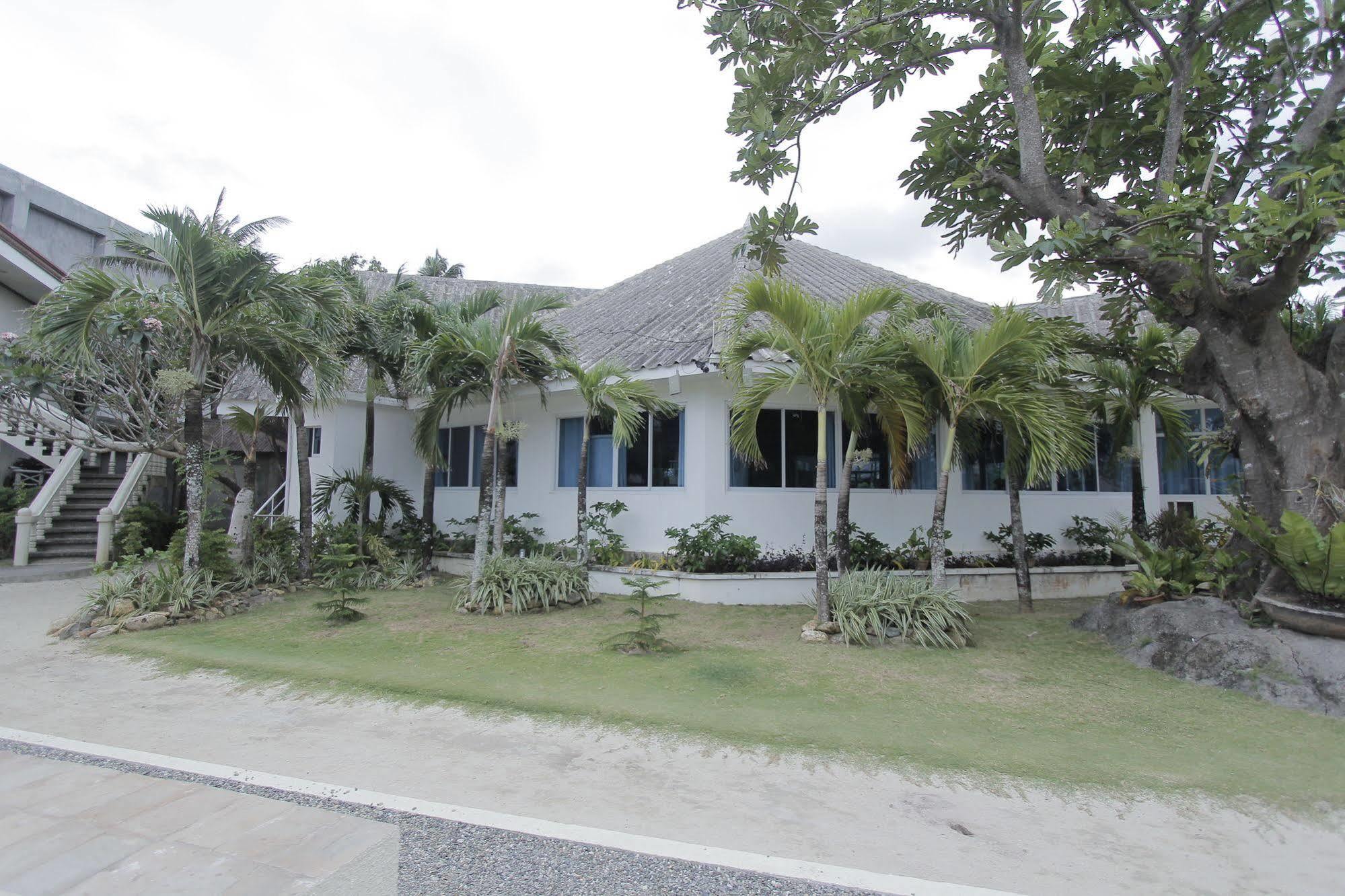Casa Pilar Beach Resort Manoc-Manoc Екстериор снимка