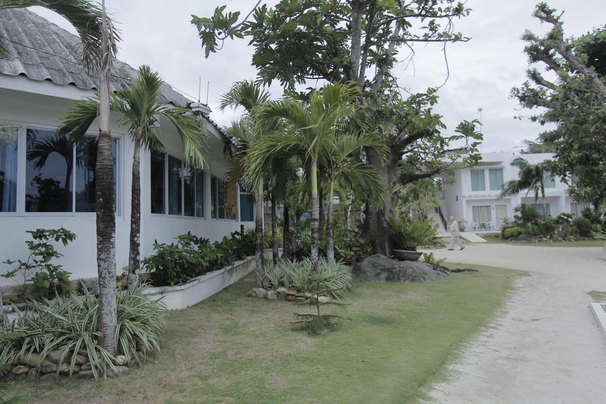 Casa Pilar Beach Resort Manoc-Manoc Екстериор снимка